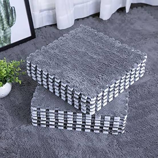 10pcs of puzzle carpets 30by30cm